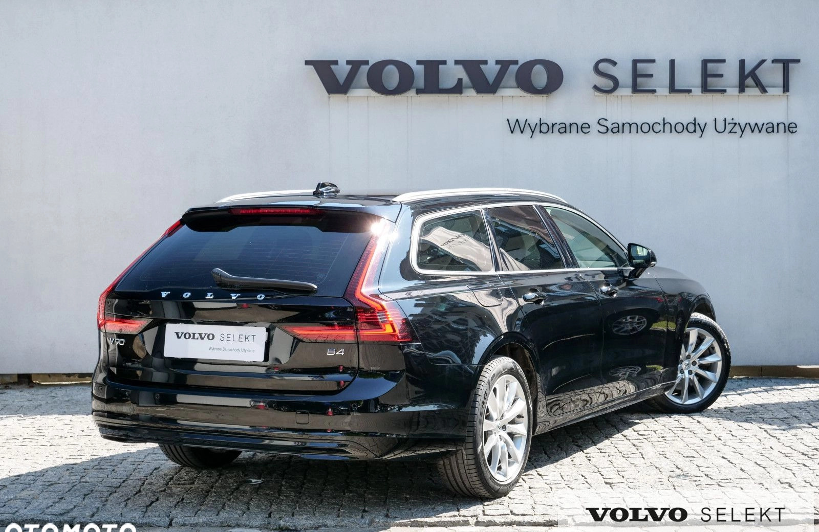 Volvo V90 cena 149900 przebieg: 35770, rok produkcji 2020 z Międzyzdroje małe 562